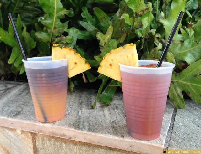 Complimentary drinks are served poolside every evening.