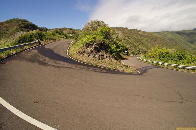 One of the many curves of Highway 450