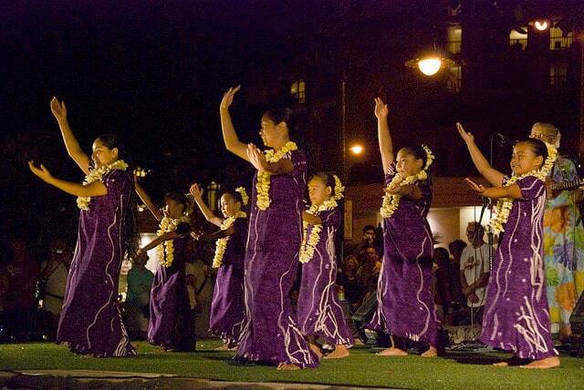 waikiki hula show